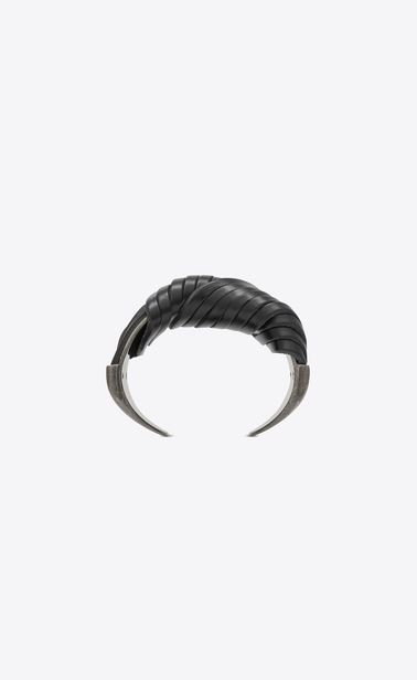 SAINT LAURENT Lederarmbänder Damen Verdrehtes Armband aus schwarzem Leder und Metall b_V4